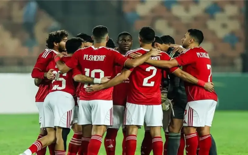 تفاصيل موافقة لاعب الأهلي على الانتقال إلى بيراميدز